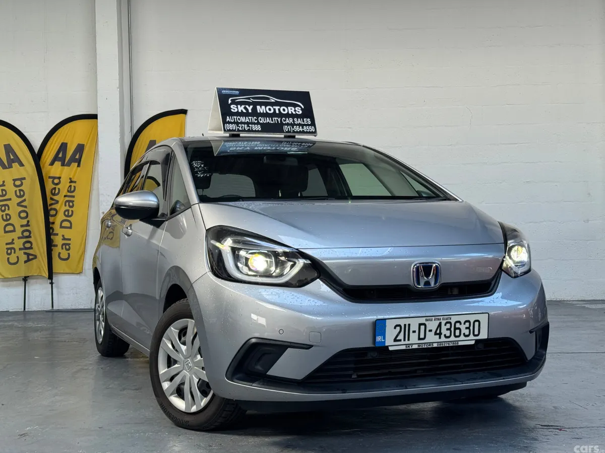 Honda Fit Hatchback, Petrol Hybrid, 2021, Silver