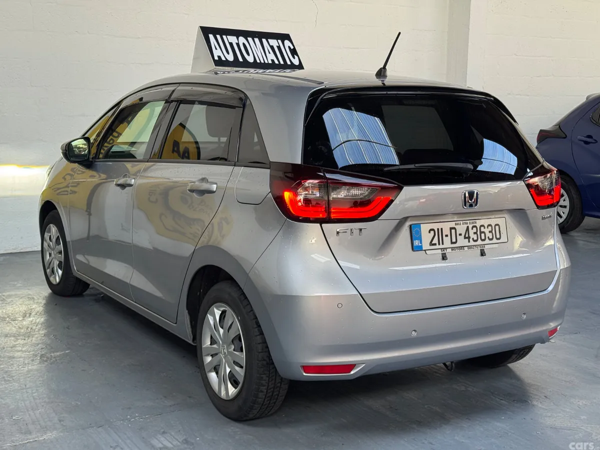Honda Fit Hatchback, Petrol Hybrid, 2021, Silver