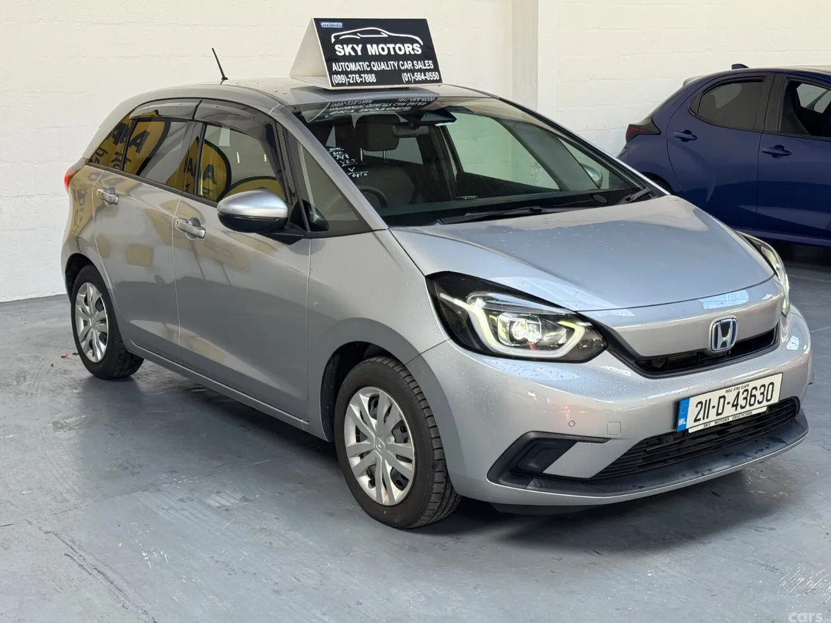 Honda Fit Hatchback, Petrol Hybrid, 2021, Silver