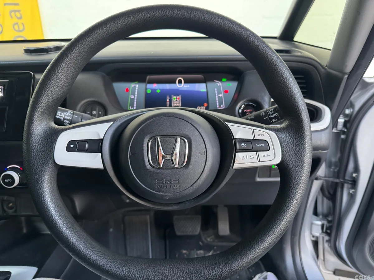 Honda Fit Hatchback, Petrol Hybrid, 2021, Silver