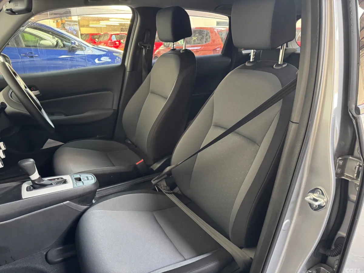 Honda Fit Hatchback, Petrol Hybrid, 2021, Silver
