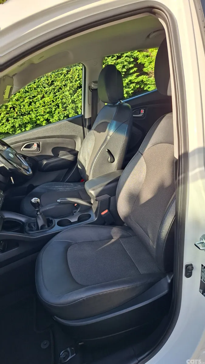 Hyundai ix35 SUV, Diesel, 2015, White