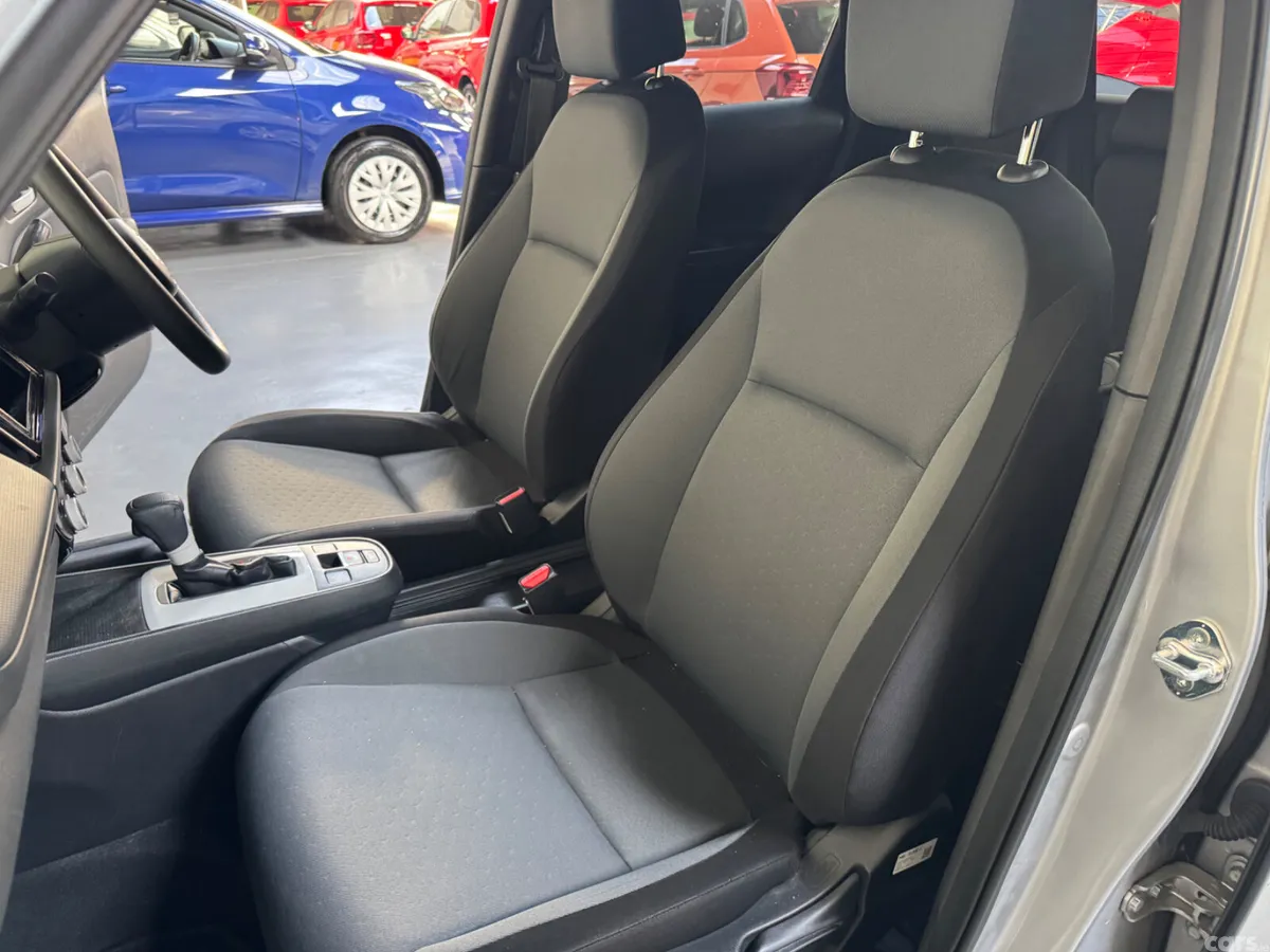 Honda Fit Hatchback, Petrol Hybrid, 2021, Silver
