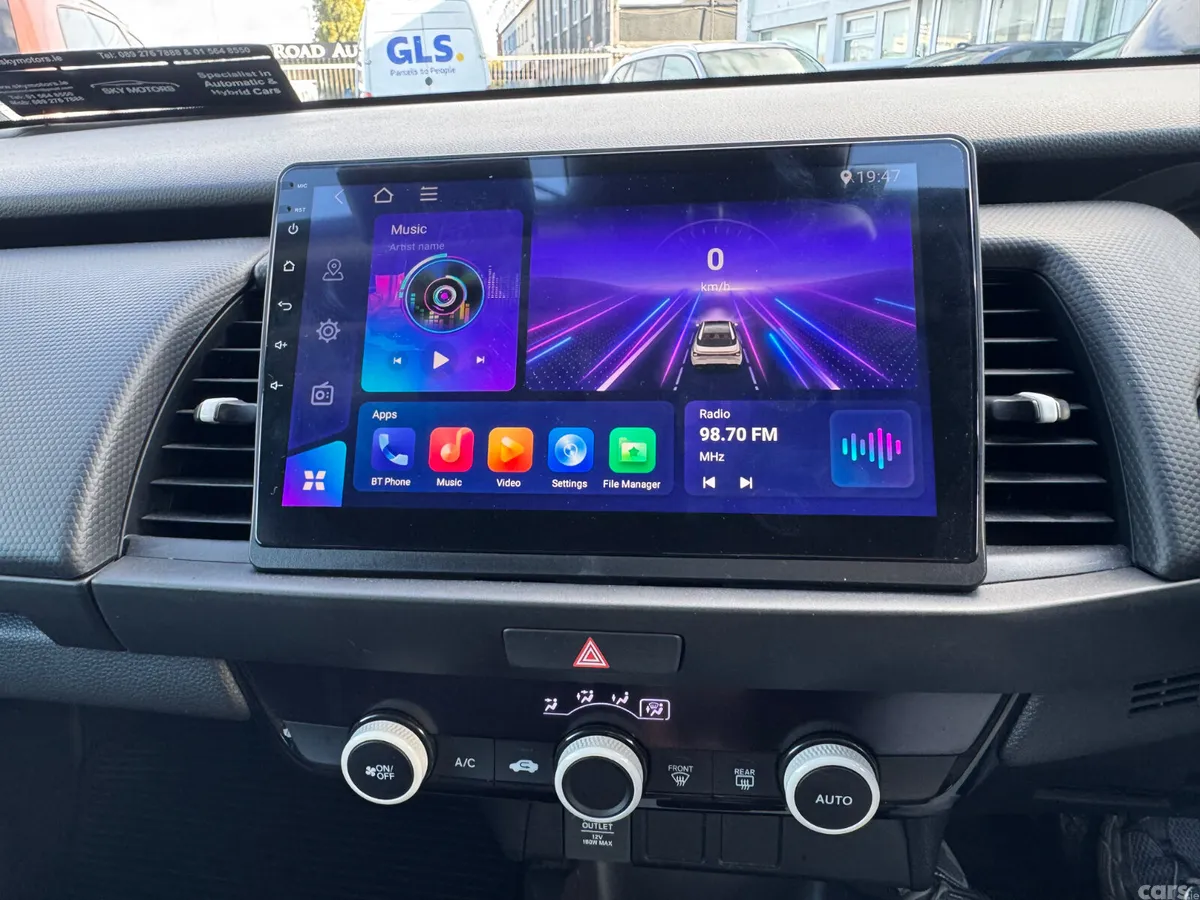 Honda Fit Hatchback, Petrol Hybrid, 2021, Silver