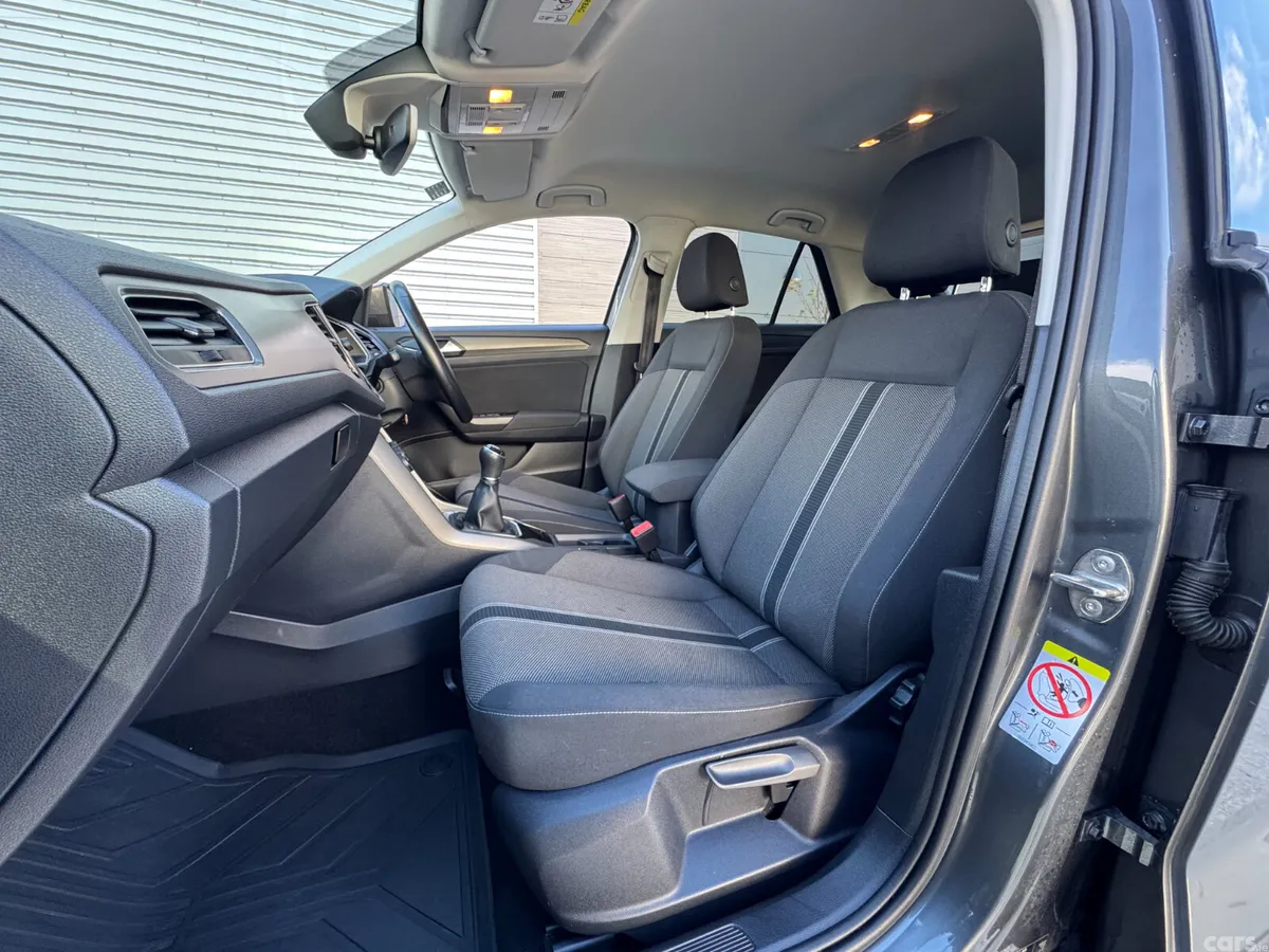 Volkswagen T-Roc SUV, Petrol, 2021, Grey