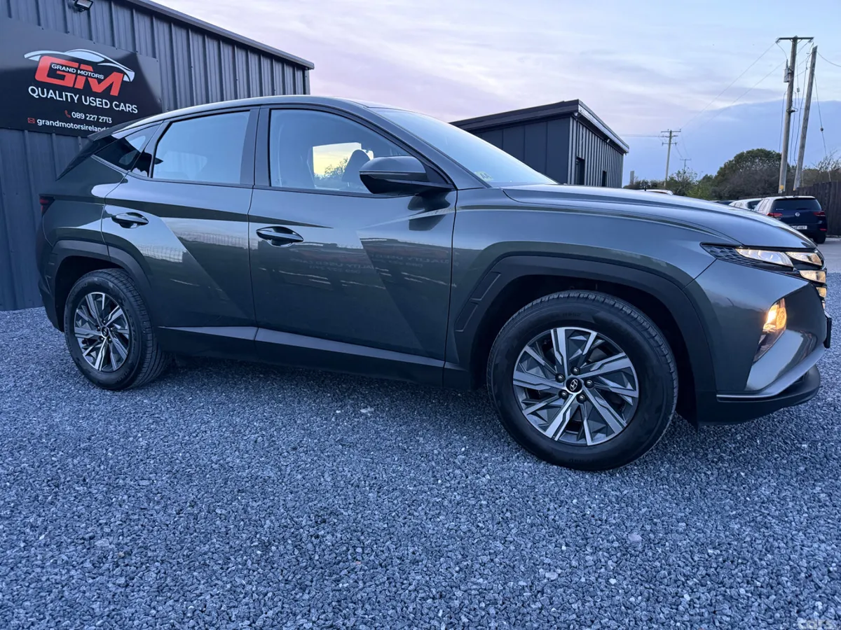 Hyundai Tucson SUV, Diesel, 2022, Grey