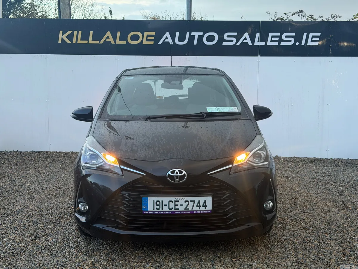 Toyota Yaris Hatchback, Petrol, 2019, Black