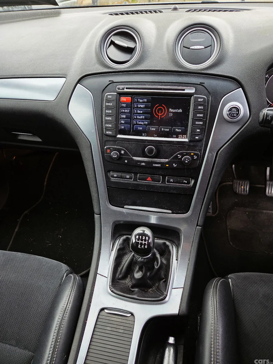 Ford Mondeo Hatchback, Diesel, 2014, White