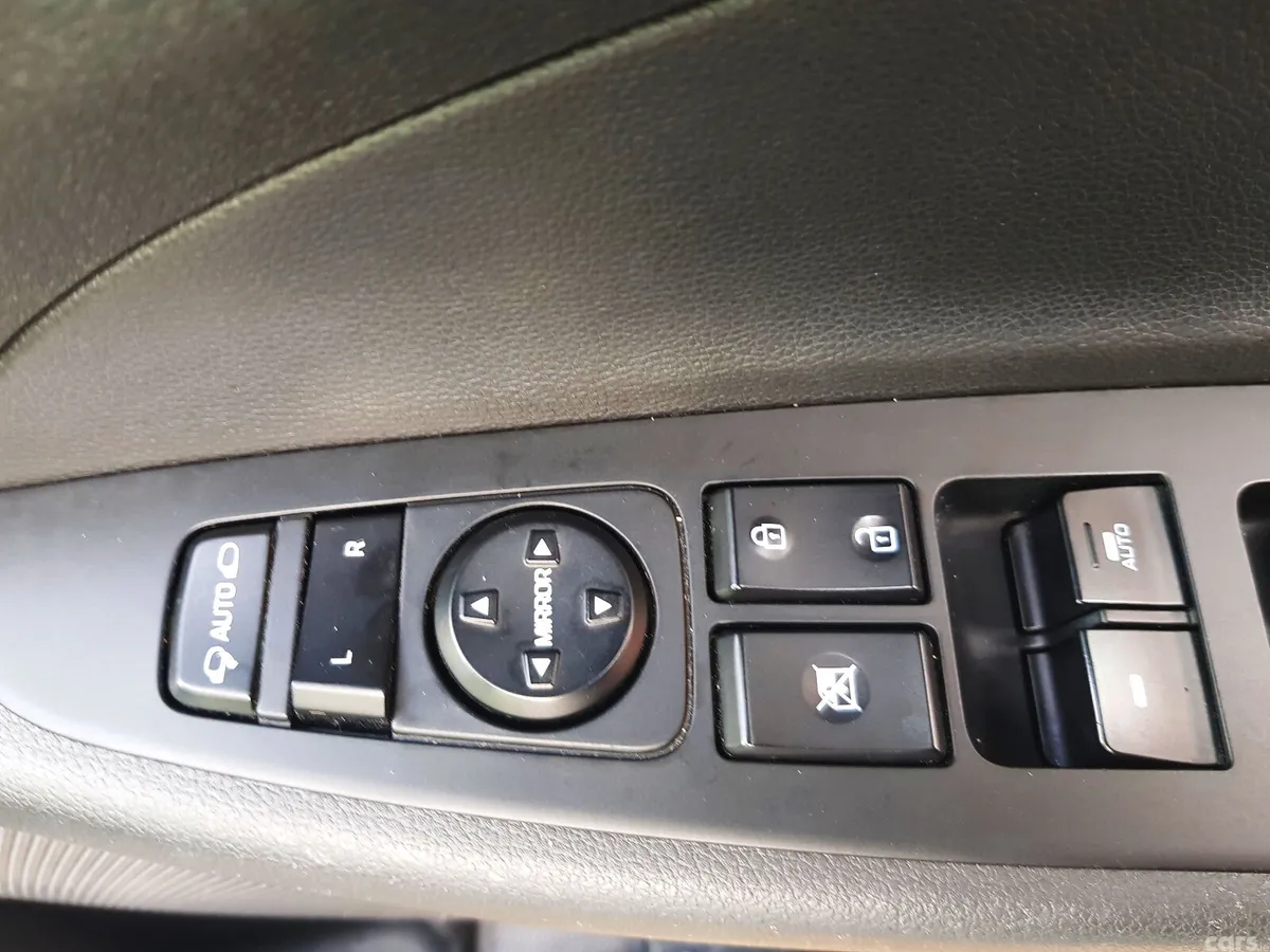 Hyundai Tucson SUV, Diesel, 2017, White