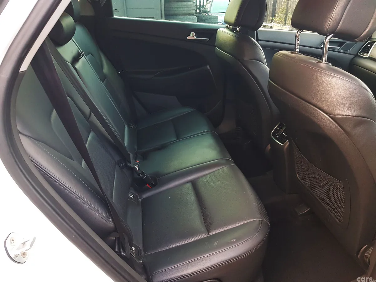 Hyundai Tucson SUV, Diesel, 2017, White