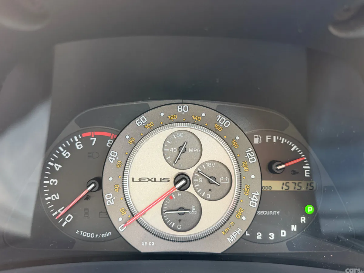 Lexus IS Saloon, Petrol, 2002, Silver