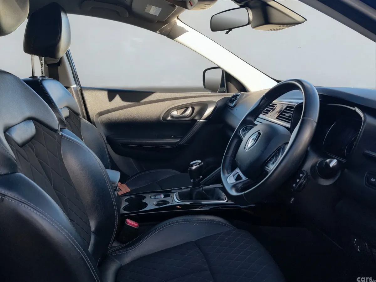 Renault Kadjar SUV, Diesel, 2021, Blue