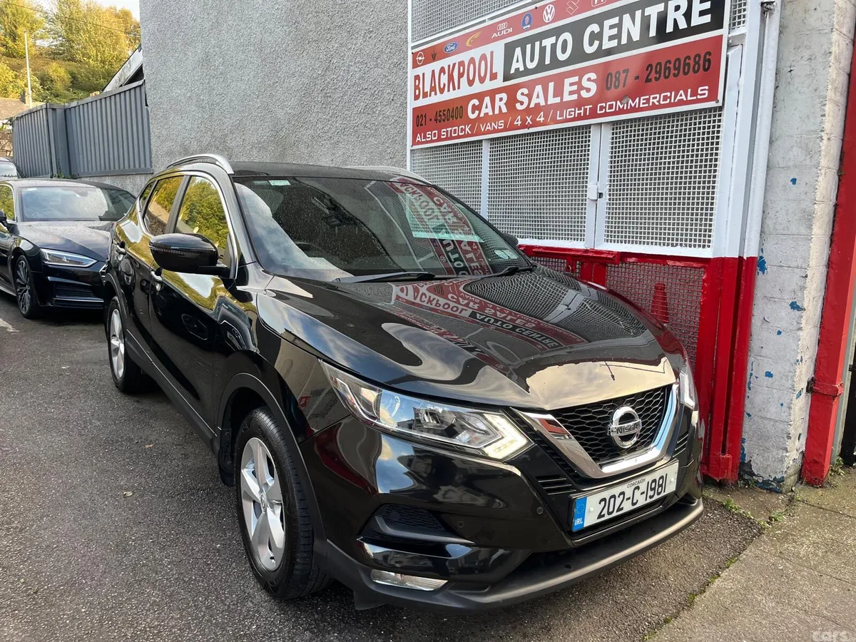 Nissan Qashqai MPV, Petrol, 2020, Black