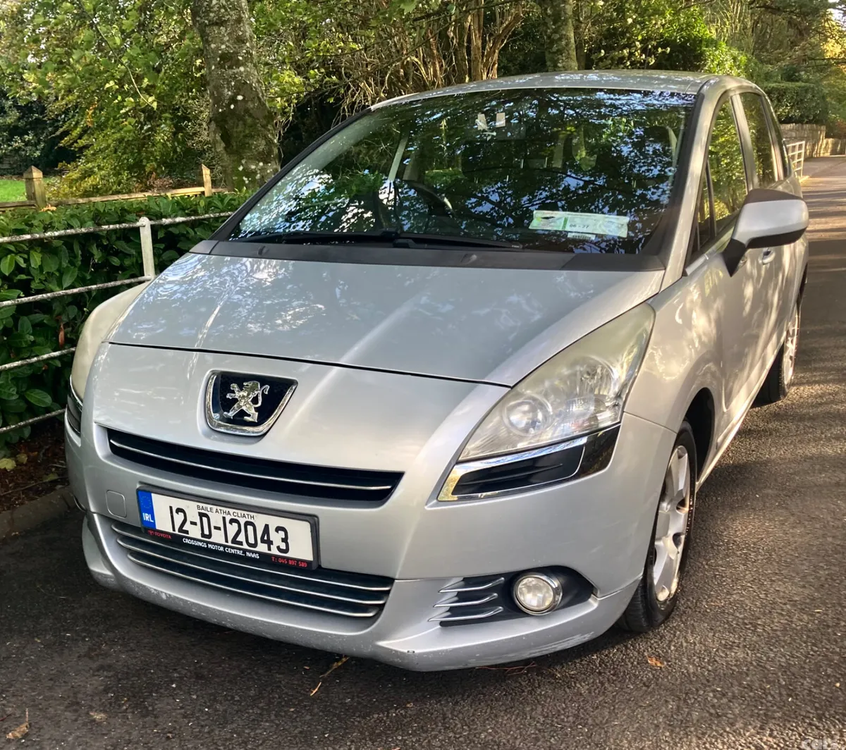 Peugeot 5008 MPV, Diesel, 2012, Grey