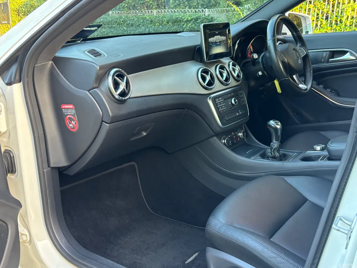 Mercedes-Benz CLA Saloon, Diesel, 2015, White