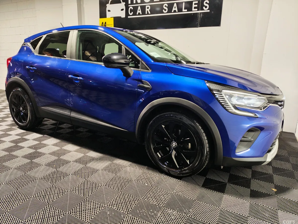 Renault Captur Hatchback, Petrol, 2022, Blue