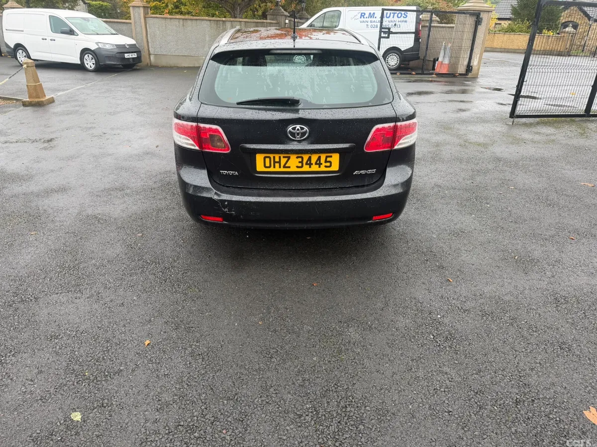 Toyota Avensis Estate, Diesel, 2011, Black