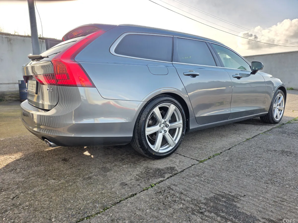 Volvo V90 Estate, Diesel, 2017, Grey