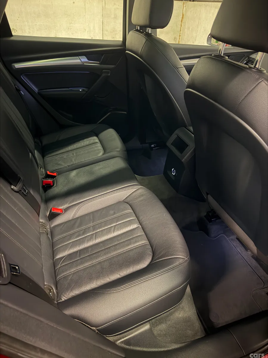 Audi Q5 SUV, Diesel, 2018, Red