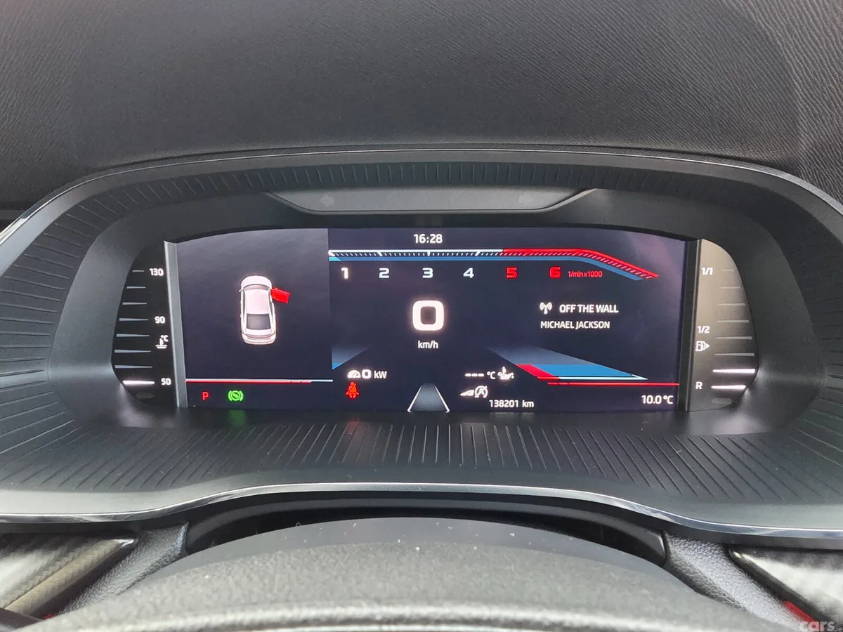 Skoda Octavia Saloon, Diesel, 2023, White
