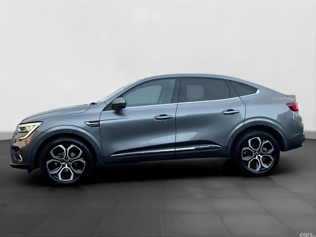 Renault Arkana Hatchback, Petrol, 2023, Grey