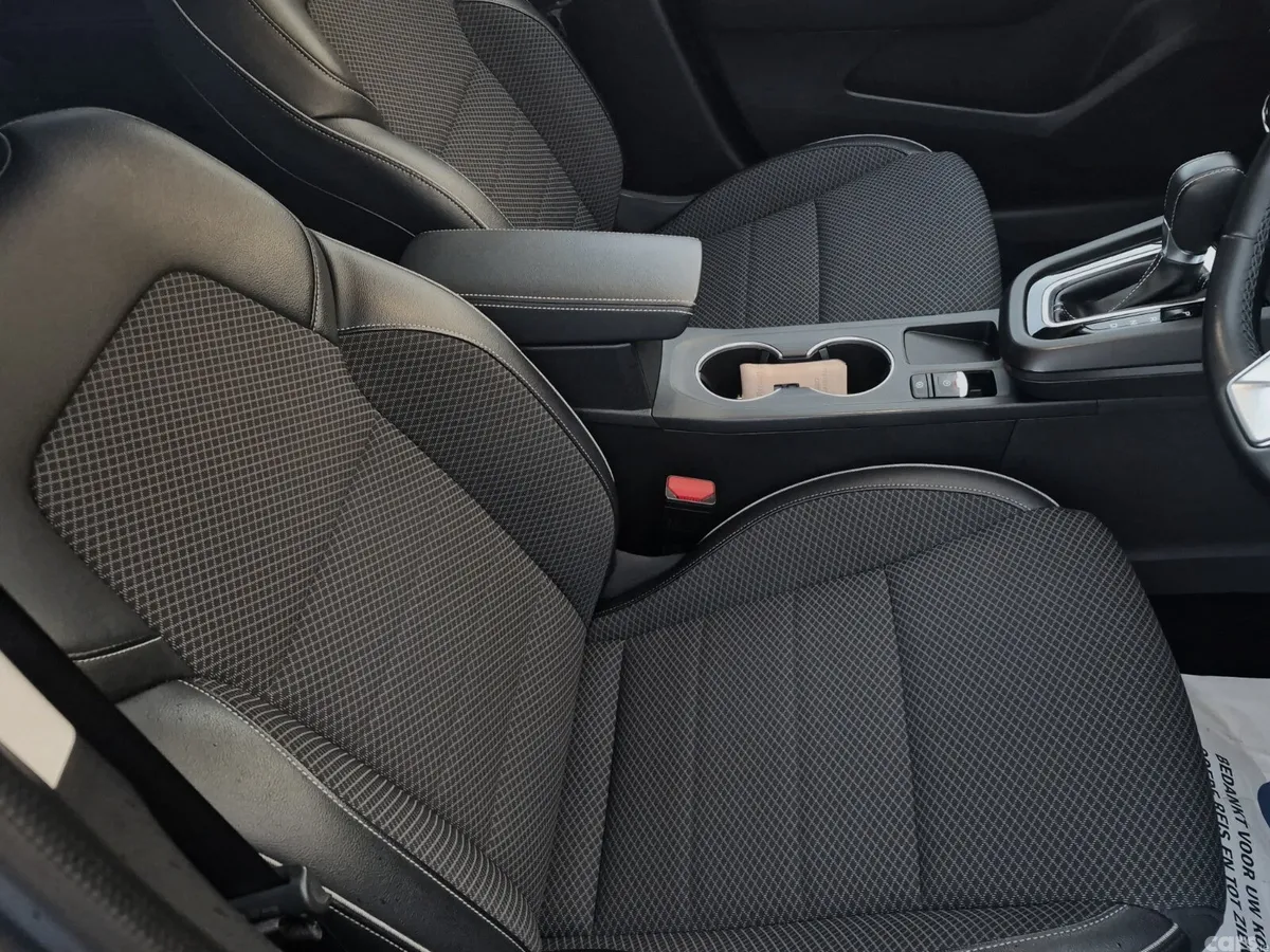 Renault Arkana Hatchback, Petrol, 2023, Grey