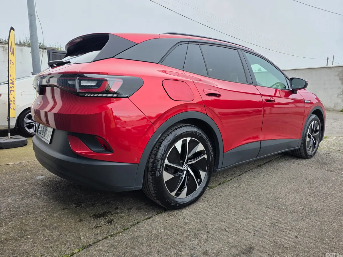 Volkswagen ID.4 Estate, Electric, 2023, Red