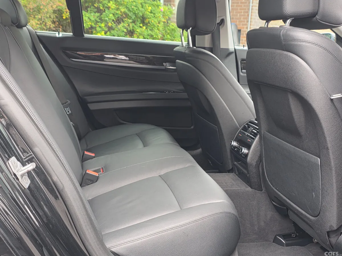 BMW 7-Series Saloon, Diesel, 2015, Black