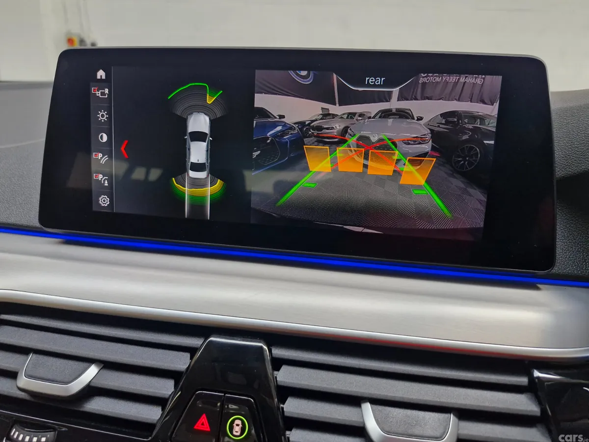 BMW 5-Series Saloon, Petrol Plug-in Hybrid, 2018, Blue