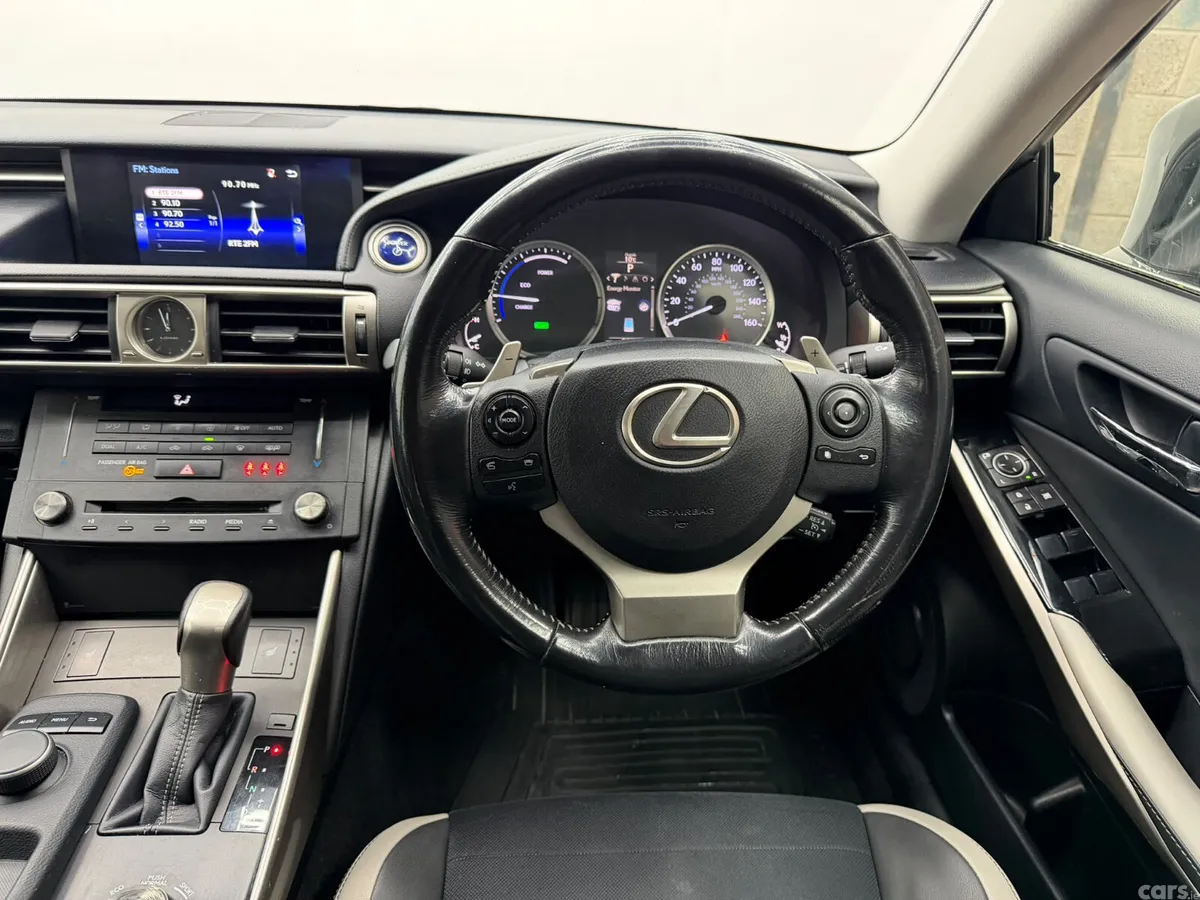 Lexus IS Saloon, Petrol Hybrid, 2016, White