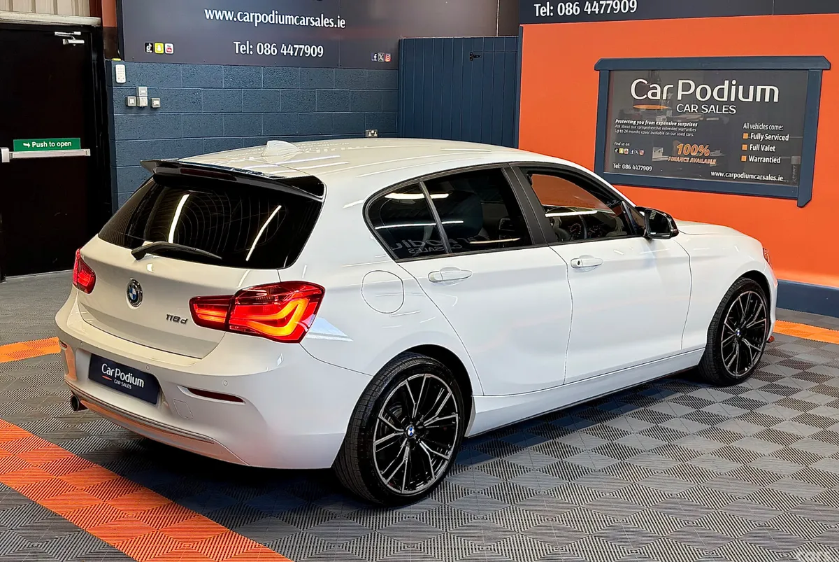 BMW 1-Series Hatchback, Diesel, 2017, White