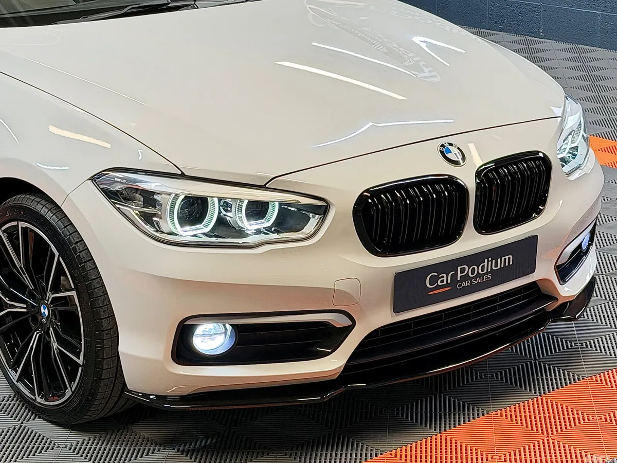BMW 1-Series Hatchback, Diesel, 2017, White