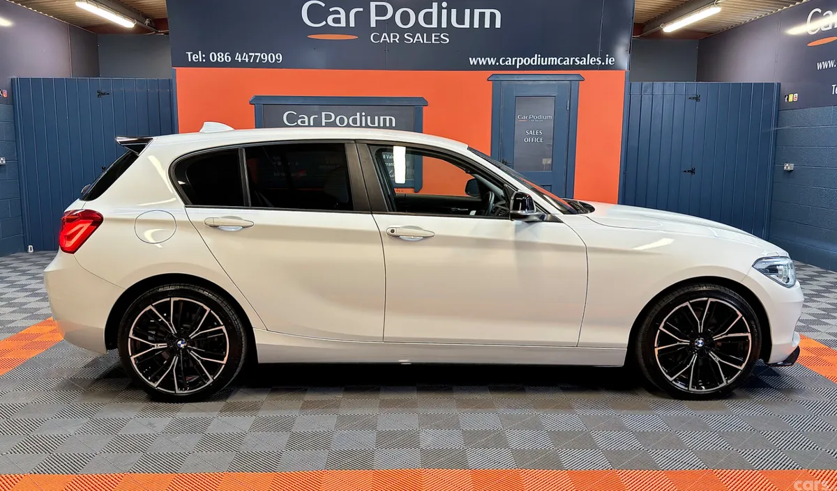 BMW 1-Series Hatchback, Diesel, 2017, White