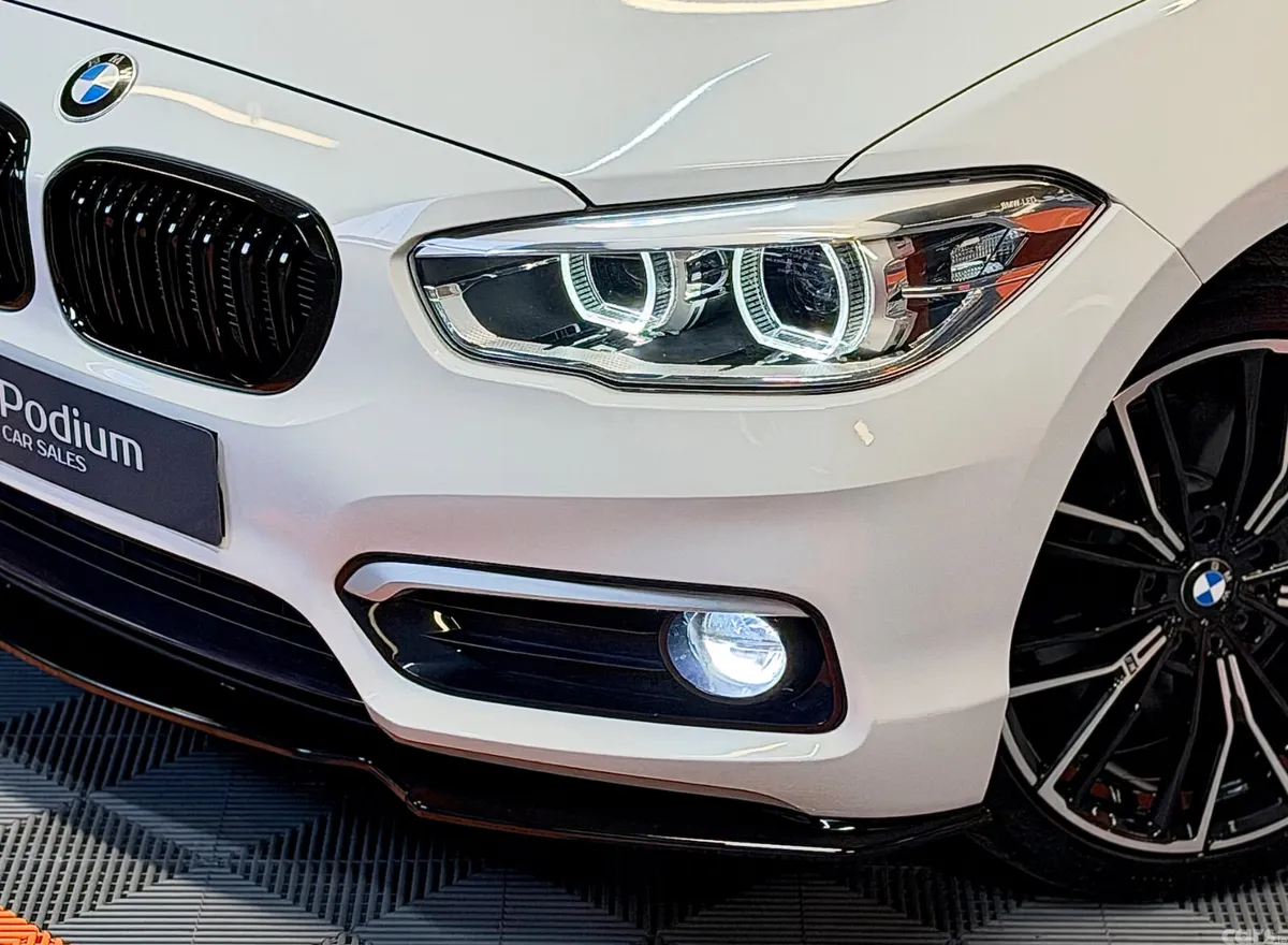 BMW 1-Series Hatchback, Diesel, 2017, White