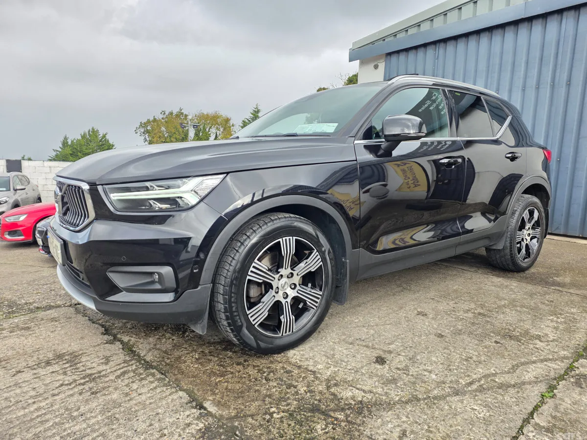 Volvo XC40 SUV, Diesel, 2019, Black