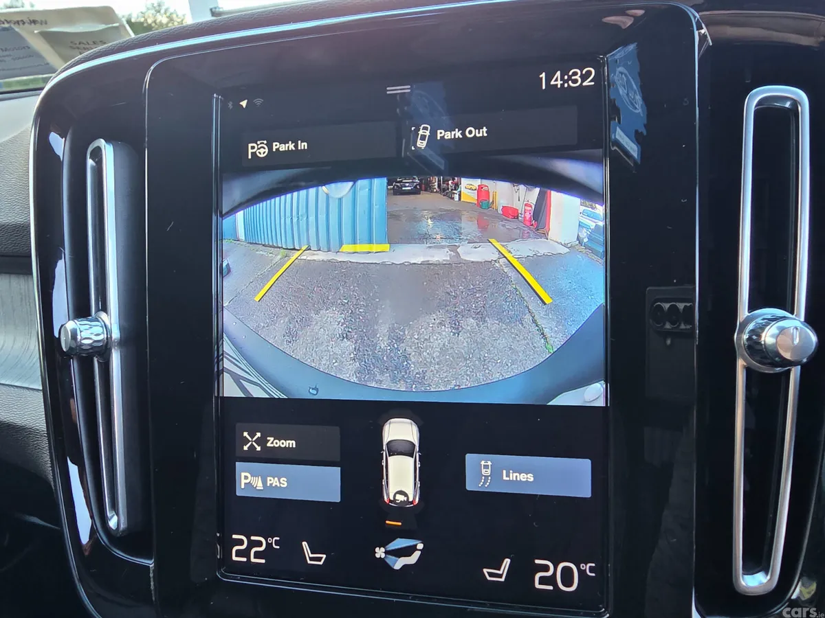 Volvo XC40 SUV, Diesel, 2019, Black