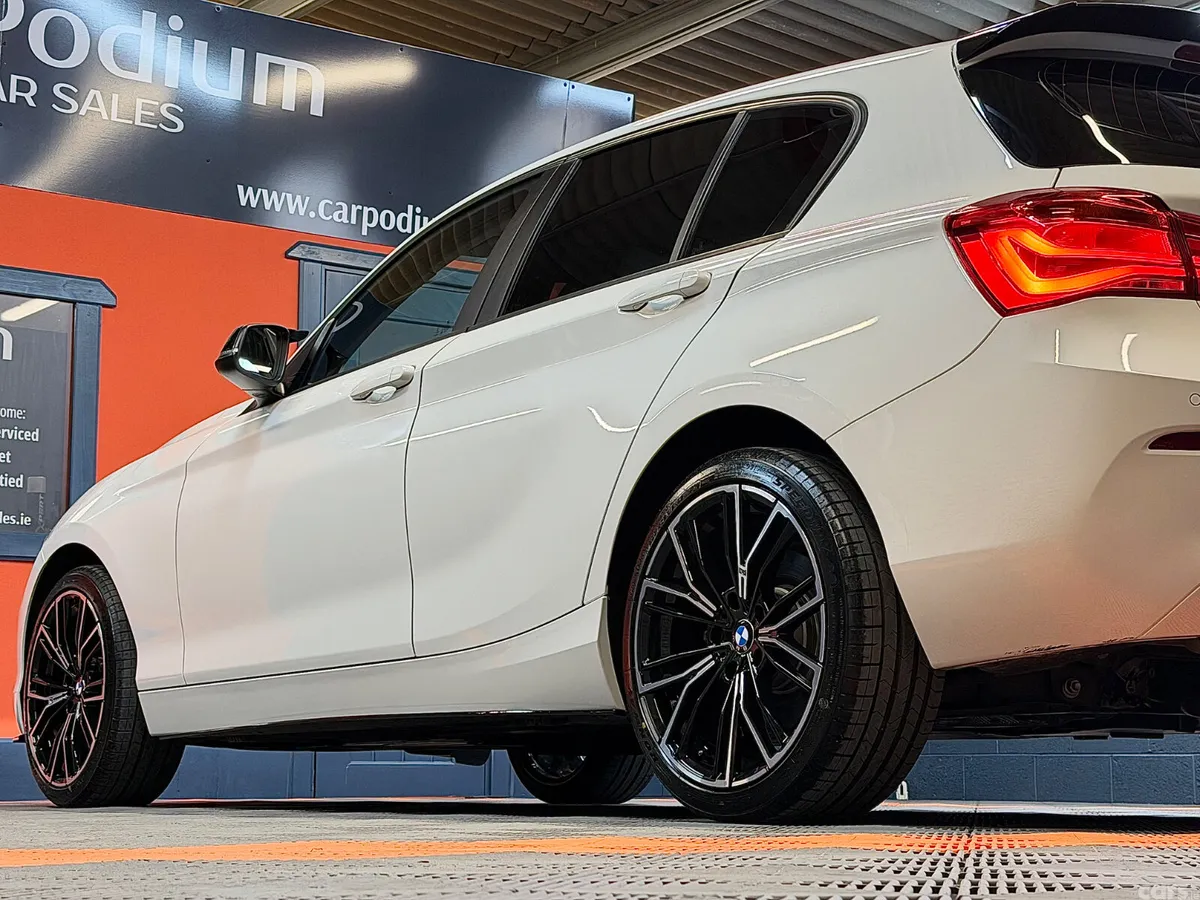 BMW 1-Series Hatchback, Diesel, 2017, White