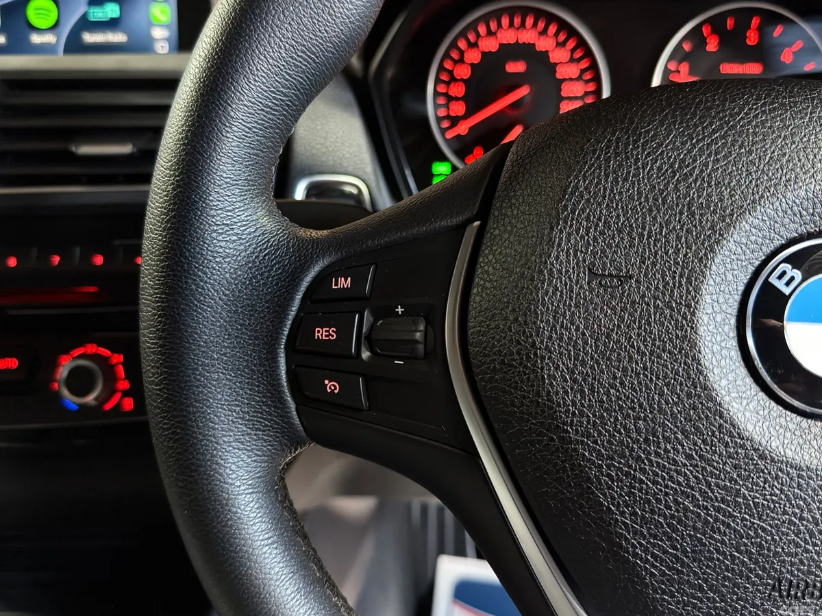 BMW 1-Series Hatchback, Diesel, 2017, White