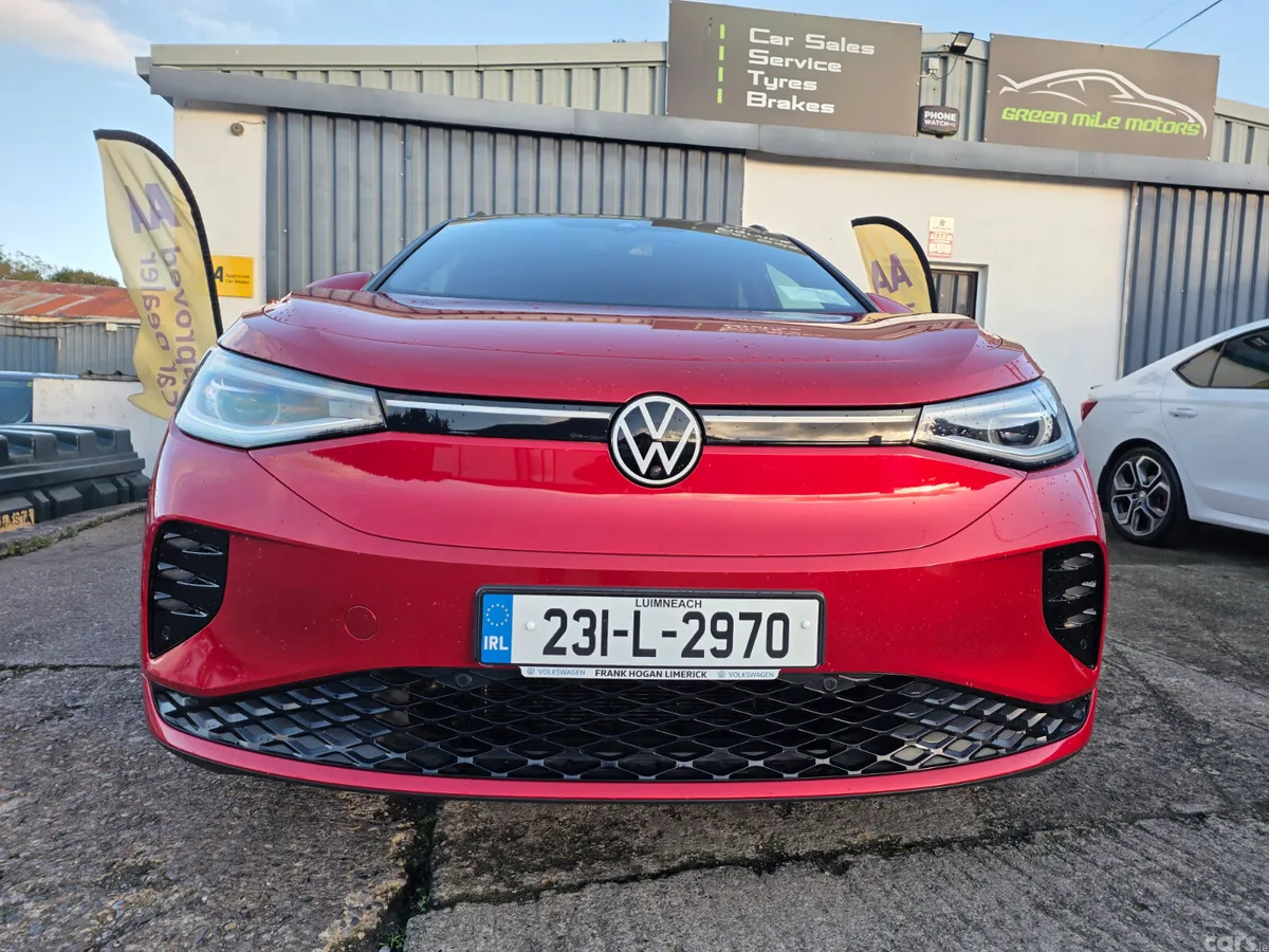 Volkswagen ID.4 Estate, Electric, 2023, Red