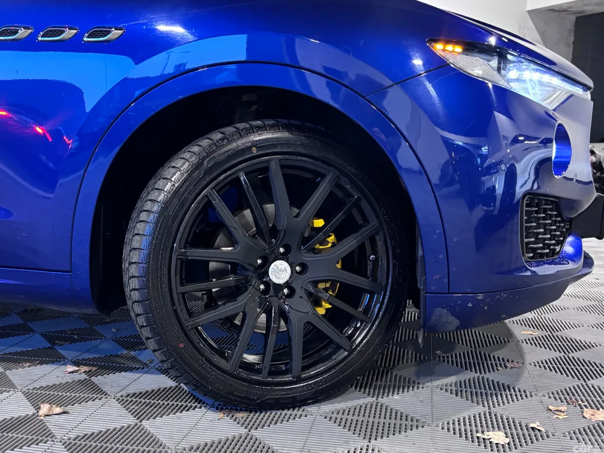 Maserati Levante SUV, Diesel, 2017, Blue