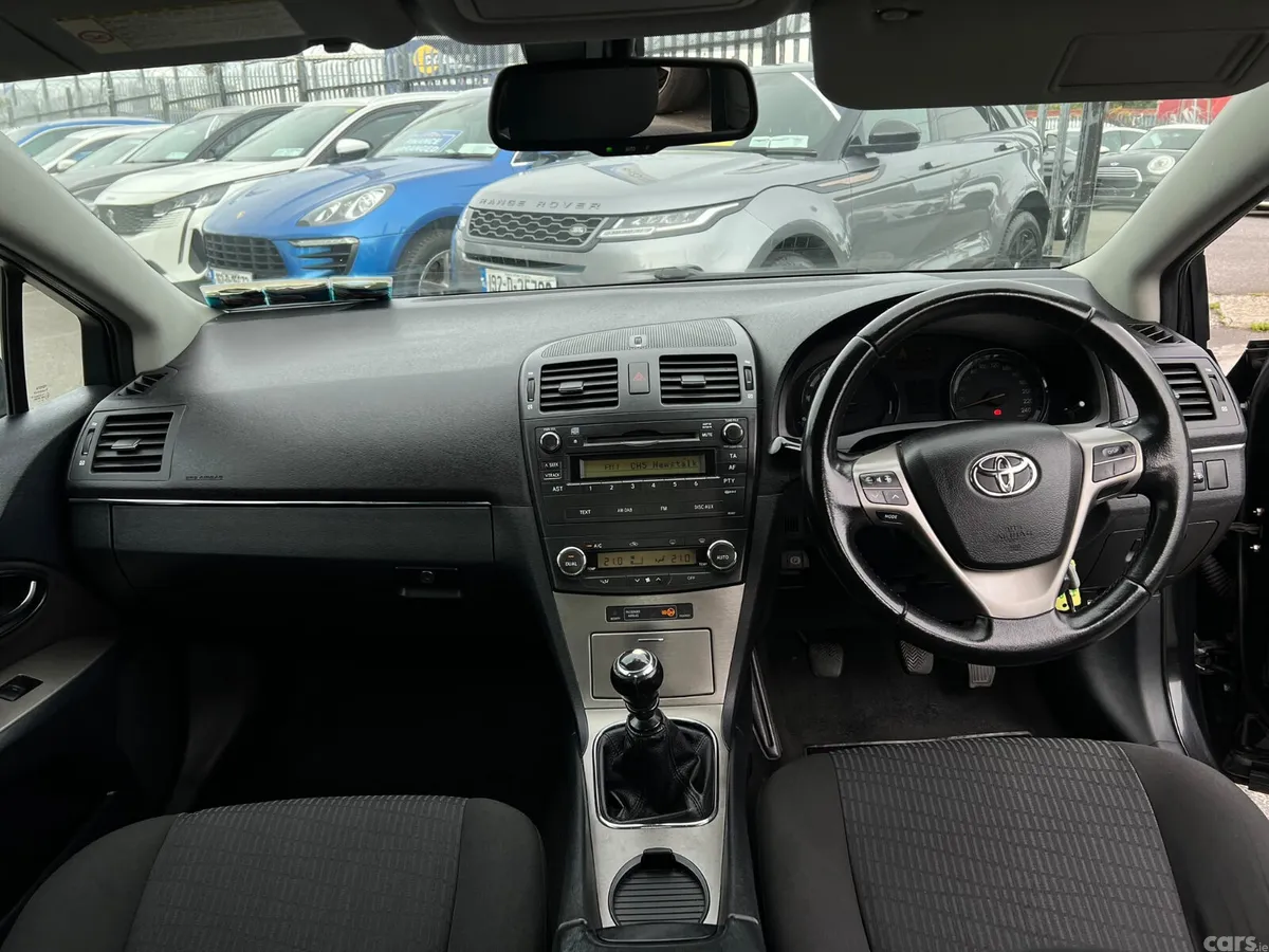 Toyota Avensis Saloon, Petrol, 2009, Black
