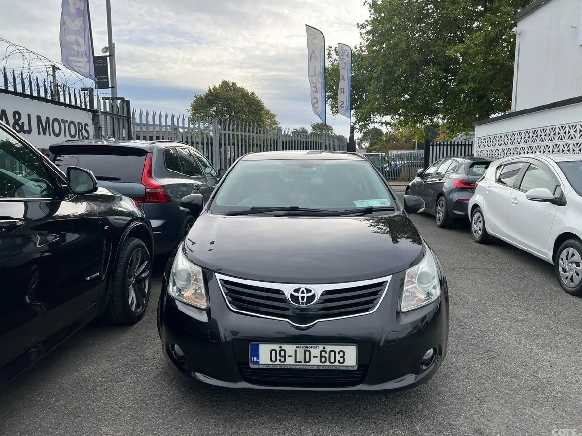 Toyota Avensis Saloon, Petrol, 2009, Black