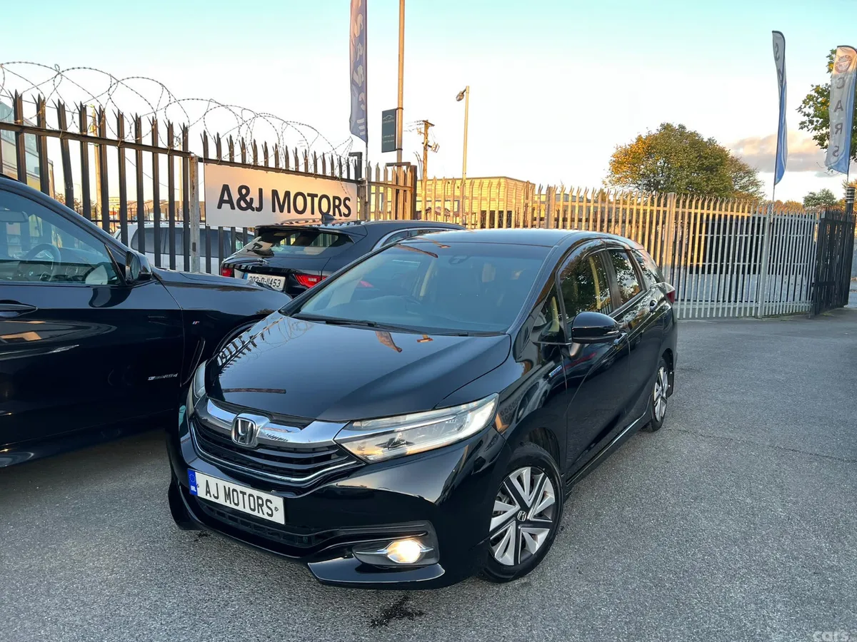 Honda Shuttle Estate, Petrol Hybrid, 2016, Black