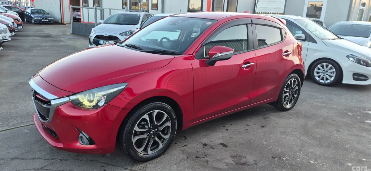 Mazda Demio Hatchback, Diesel, 2015, Red