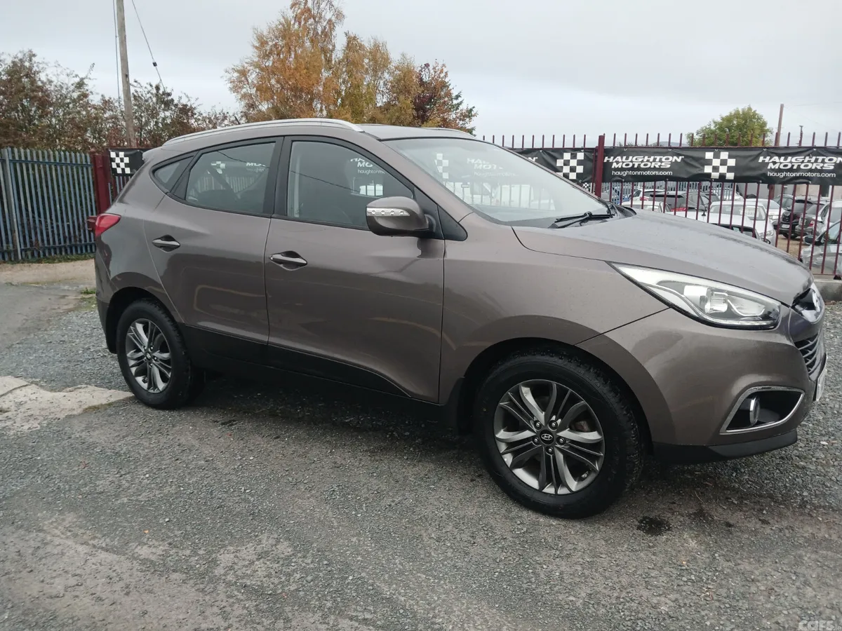 Hyundai ix35 SUV, Diesel, 2014, Brown