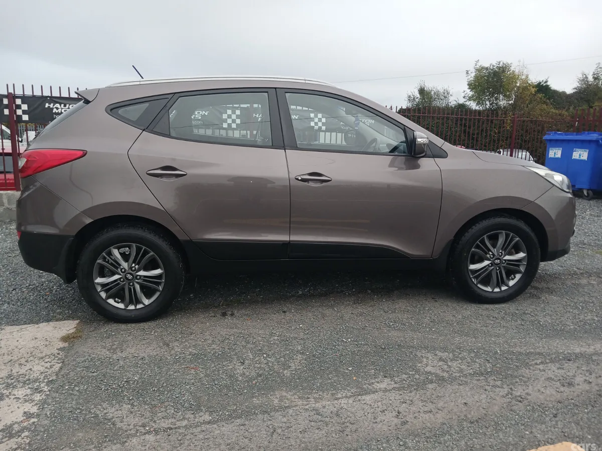 Hyundai ix35 SUV, Diesel, 2014, Brown