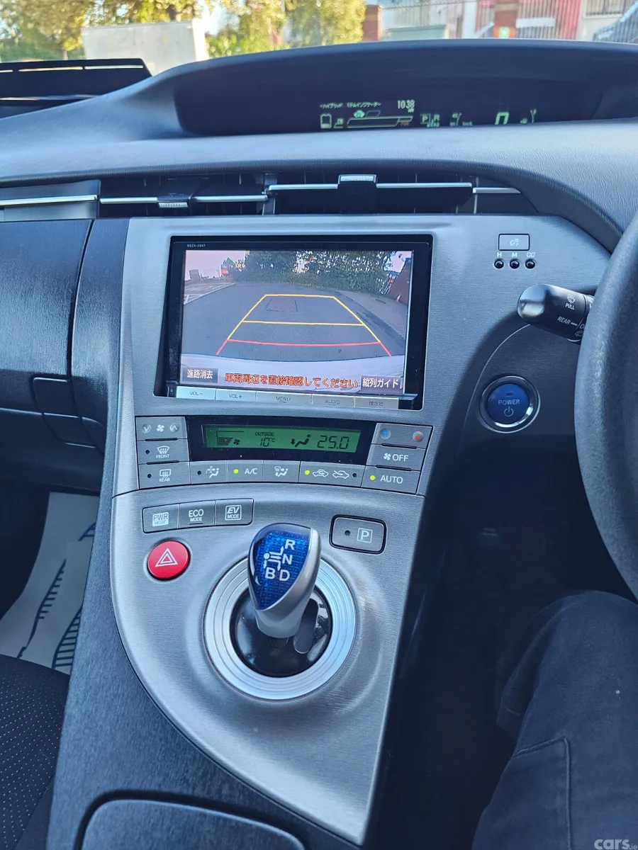 Toyota Prius Hatchback, Petrol Hybrid, 2015, White