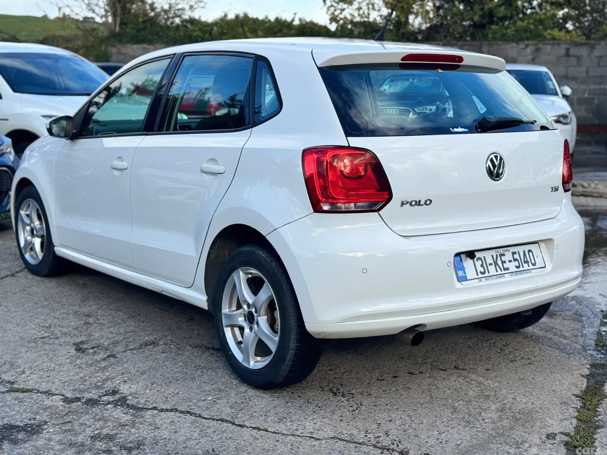 Volkswagen Polo Hatchback, Petrol, 2013, White