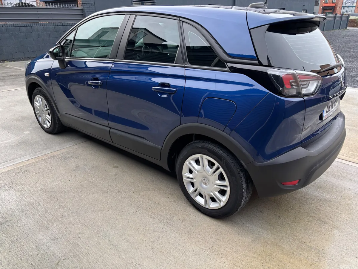 Opel Crossland X SUV, Petrol, 2021, Blue