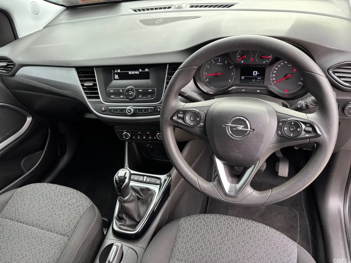 Opel Crossland X SUV, Petrol, 2021, Blue